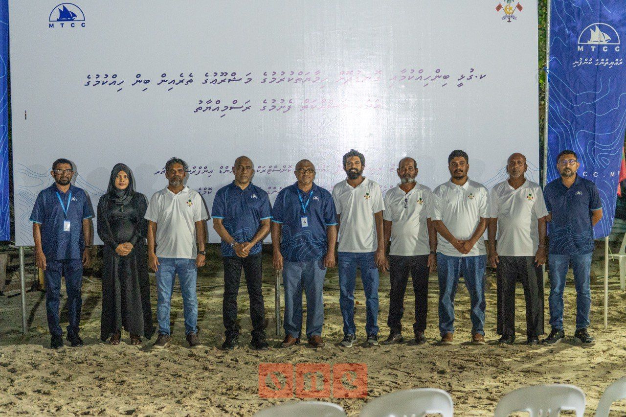 ވަން ފޮޓޯ: ގުޅީ ބިން ހިއްކުމުގެ މަސައްކަތް ފެށުން