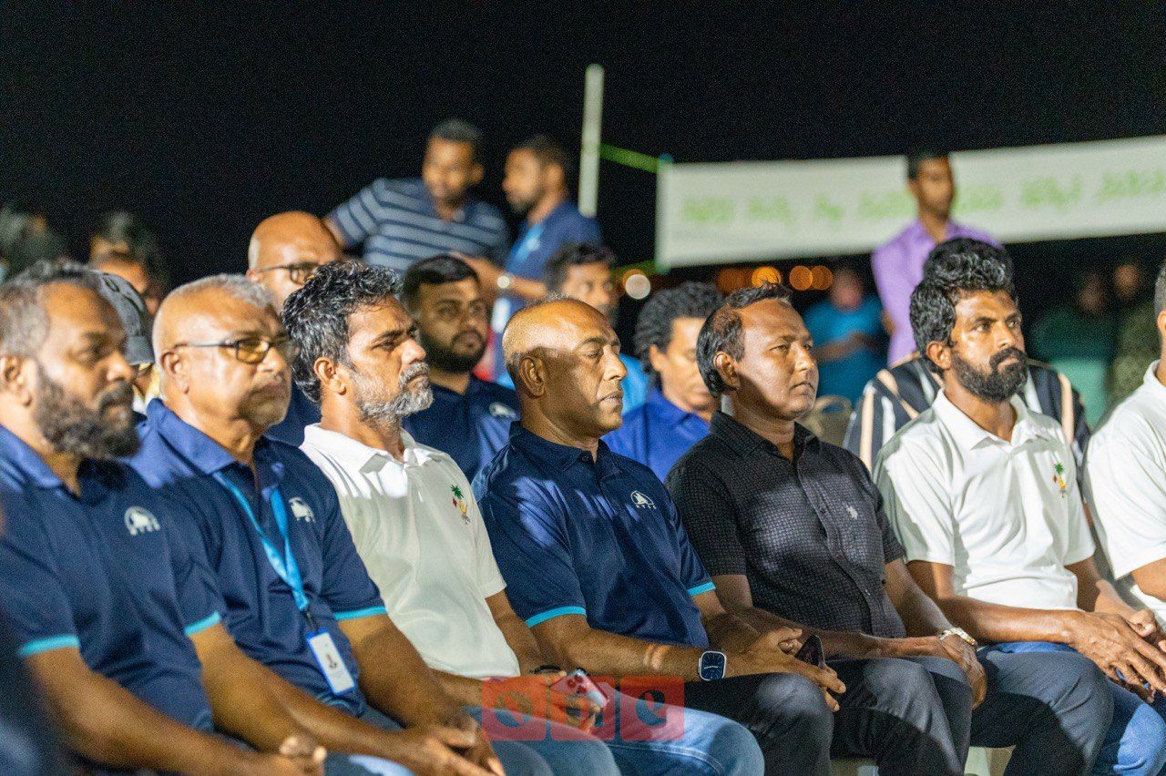 ވަން ފޮޓޯ: ގުޅީ ބިން ހިއްކުމުގެ މަސައްކަތް ފެށުން