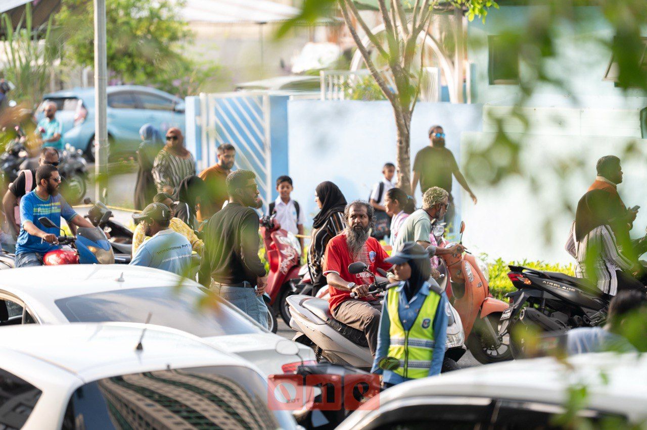 ވަން ފޮޓޯ: ދިރާސީ އާ އަހަރުގެ ކިޔެވުން ފެށުން