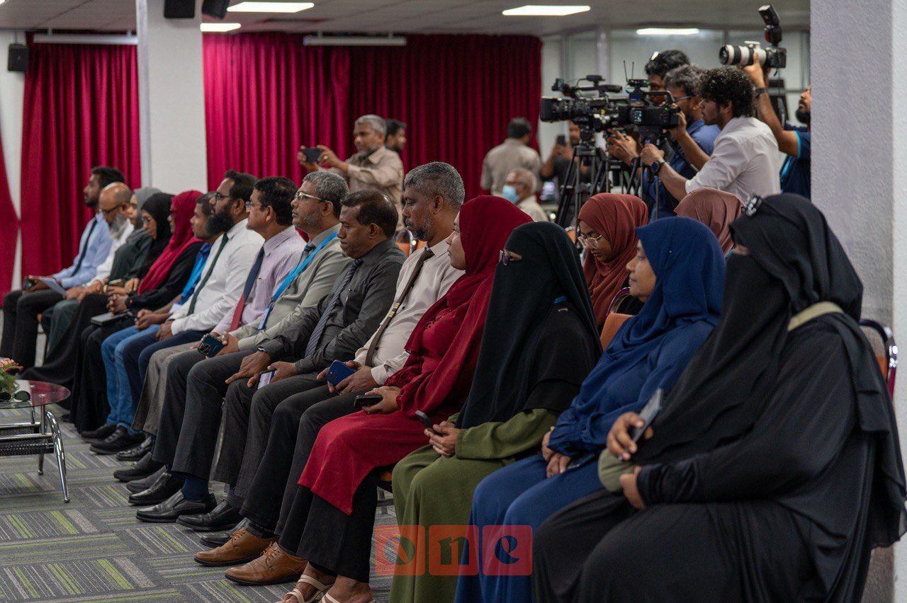 ވަން ފޮޓޯ: ހަނިމާދޫގައި އިމާރާތްކުރާ މިސްކިތުގެ މަސައްކަތް އެމްޓީސީސީއާ ހަވާލުކުރުން