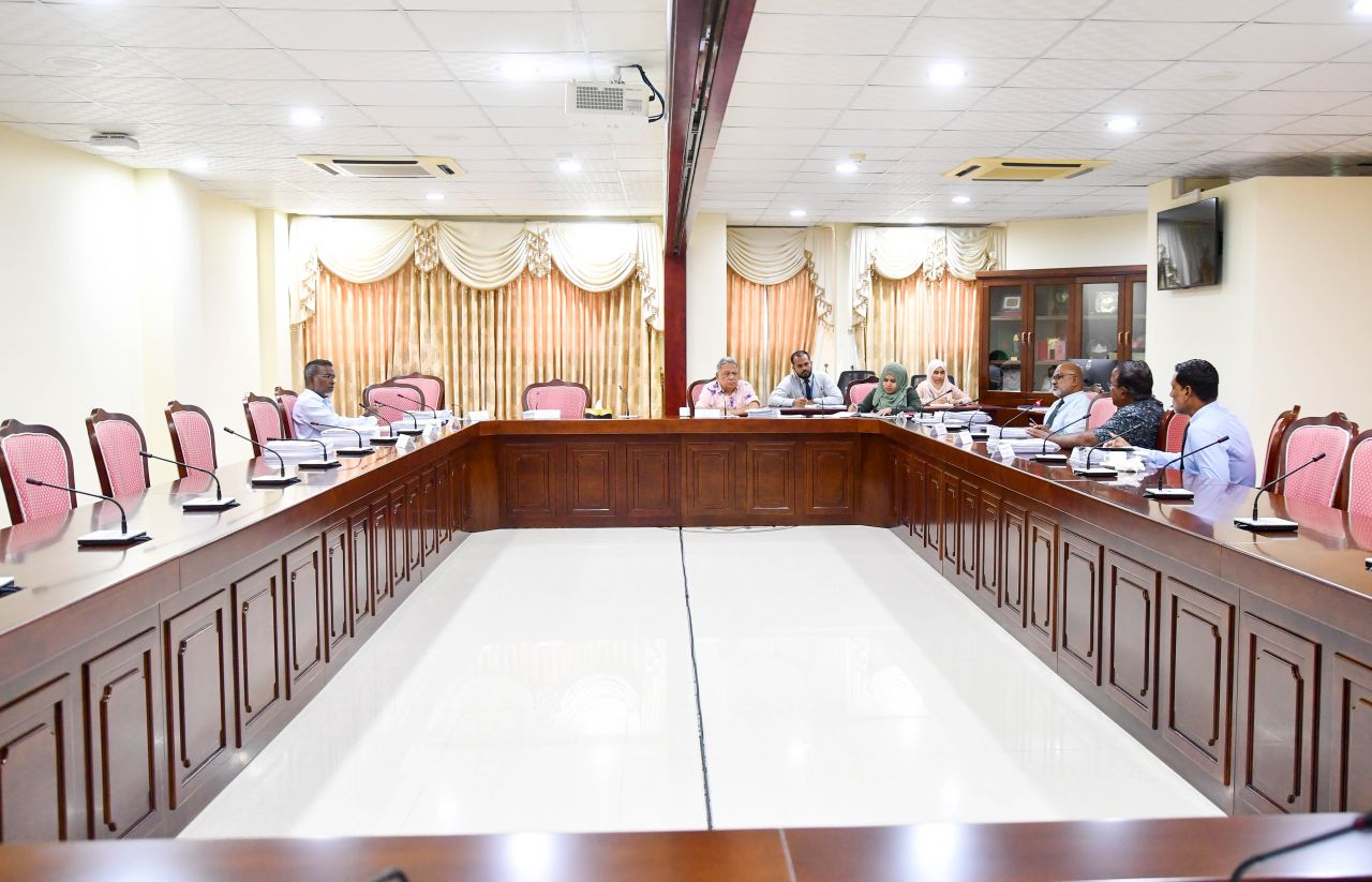 Double pension massala hallu kuran kamaabehey faraaththah committee ah