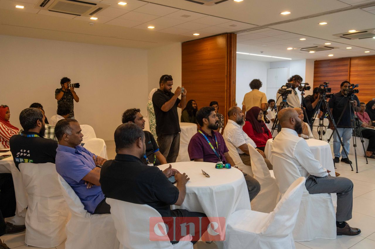 ވަން ފޮޓޯ: އެމްޑަބްލިއުއެސްސީގެ 