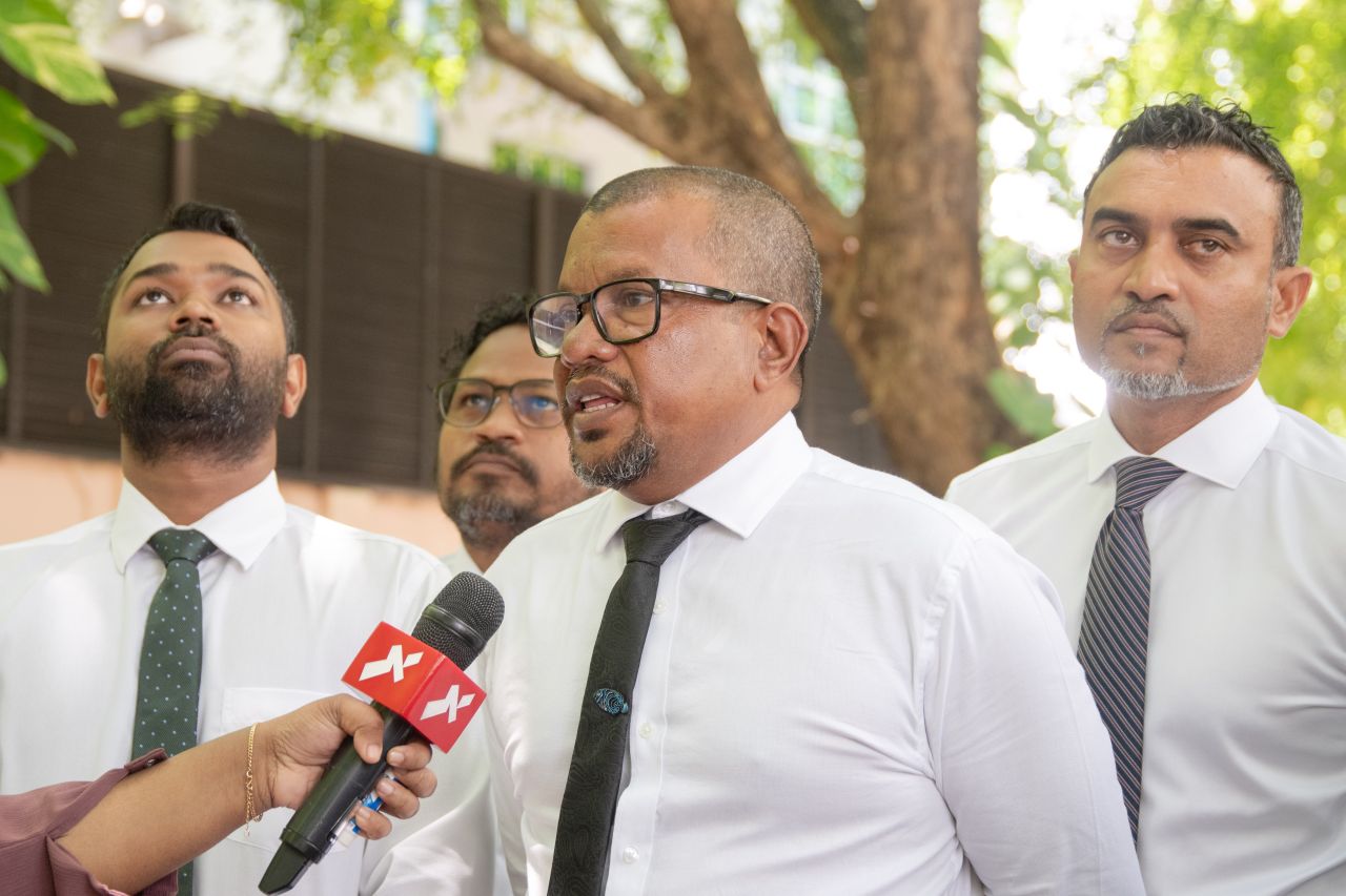 Ehee ah beynunvaa kudhinge beleniverin vote dhinee massala beyrukuran