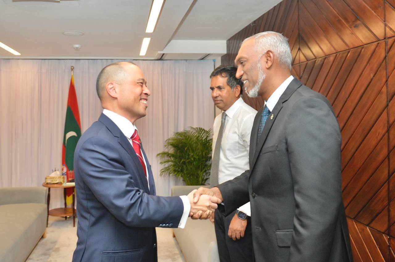 Raajjey gai hunna America embassy bandhukuran husha'halhaifi