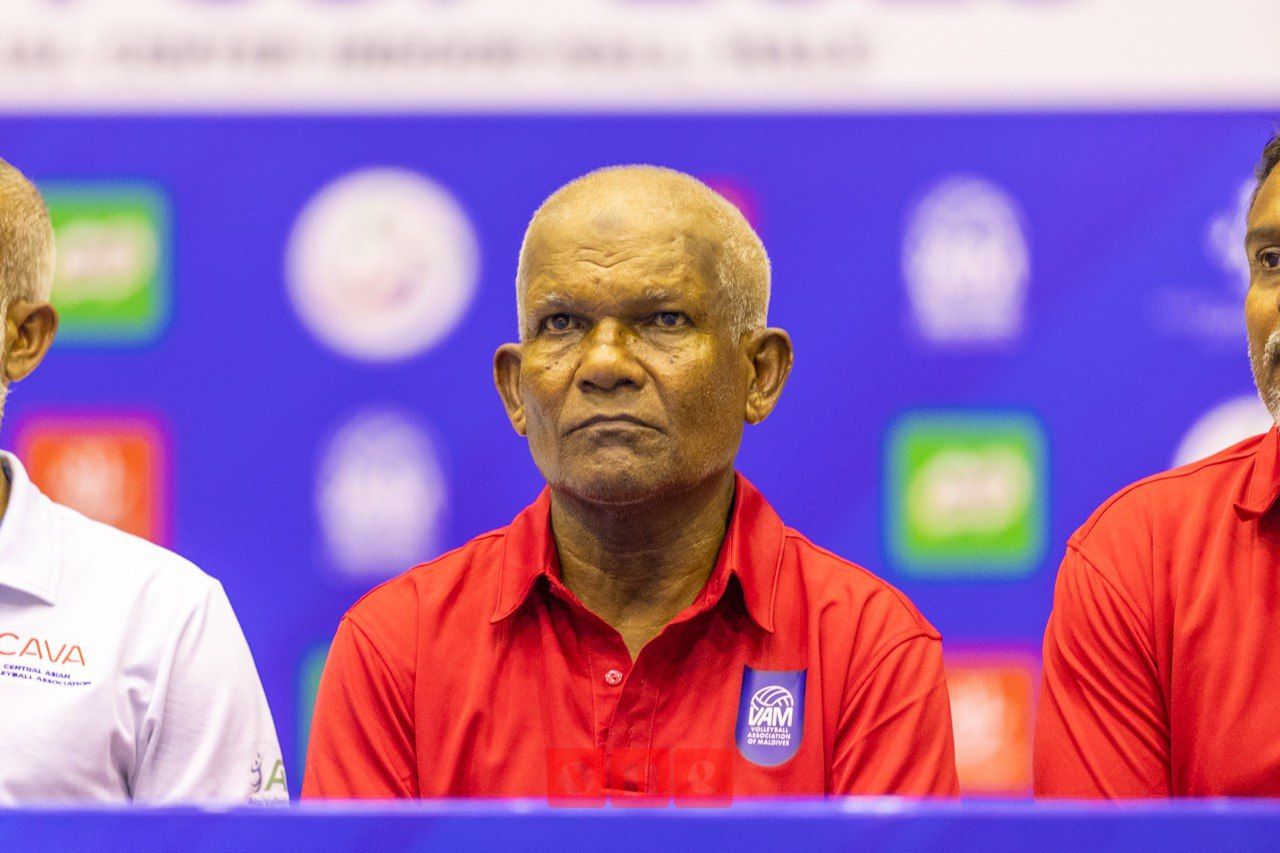 ވީއޭއެމްގެ އާ ކޯޗު، އިރާނުގެ އަލީ ޕޯ ރަސްމީކޮށް ތައާރަފްކުރުން