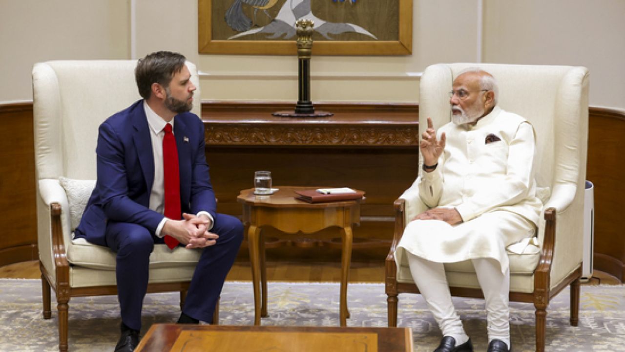 America ge naibu raees rasmee dhathurufulhehgai India ah 