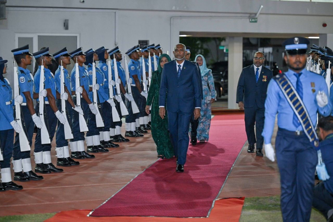 Fuluhun dhogeh nuhadhaane, eii aguvattaalan dhakkaa vaahaka: Raees