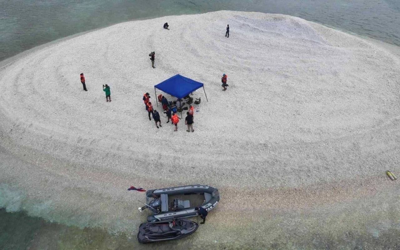 Chinage coastguard in dhekunu China kandun finolheh verikohffi