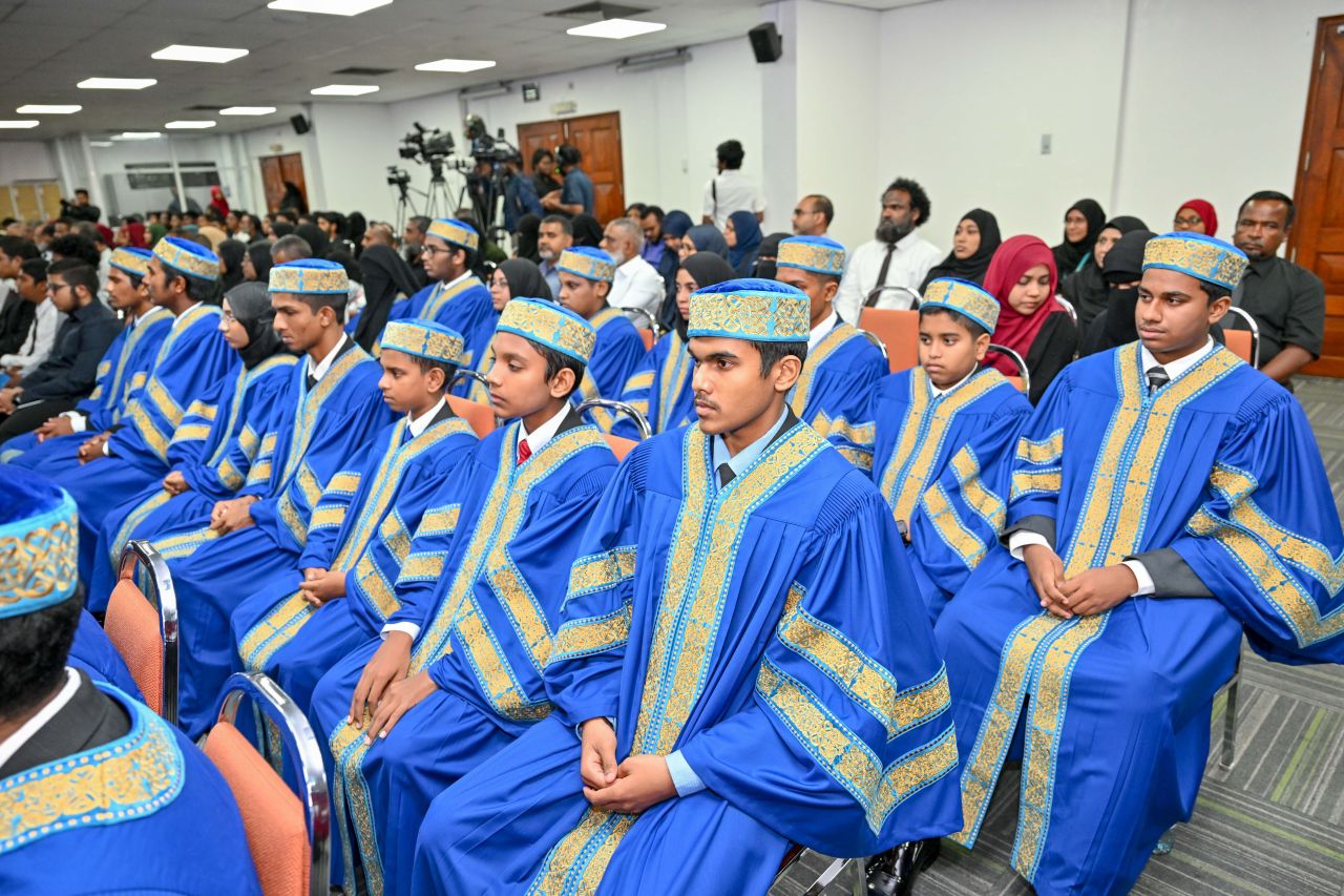 Haafizunnah Raees ge inaamu dhinun roadha mahuge 27 vileyrey 