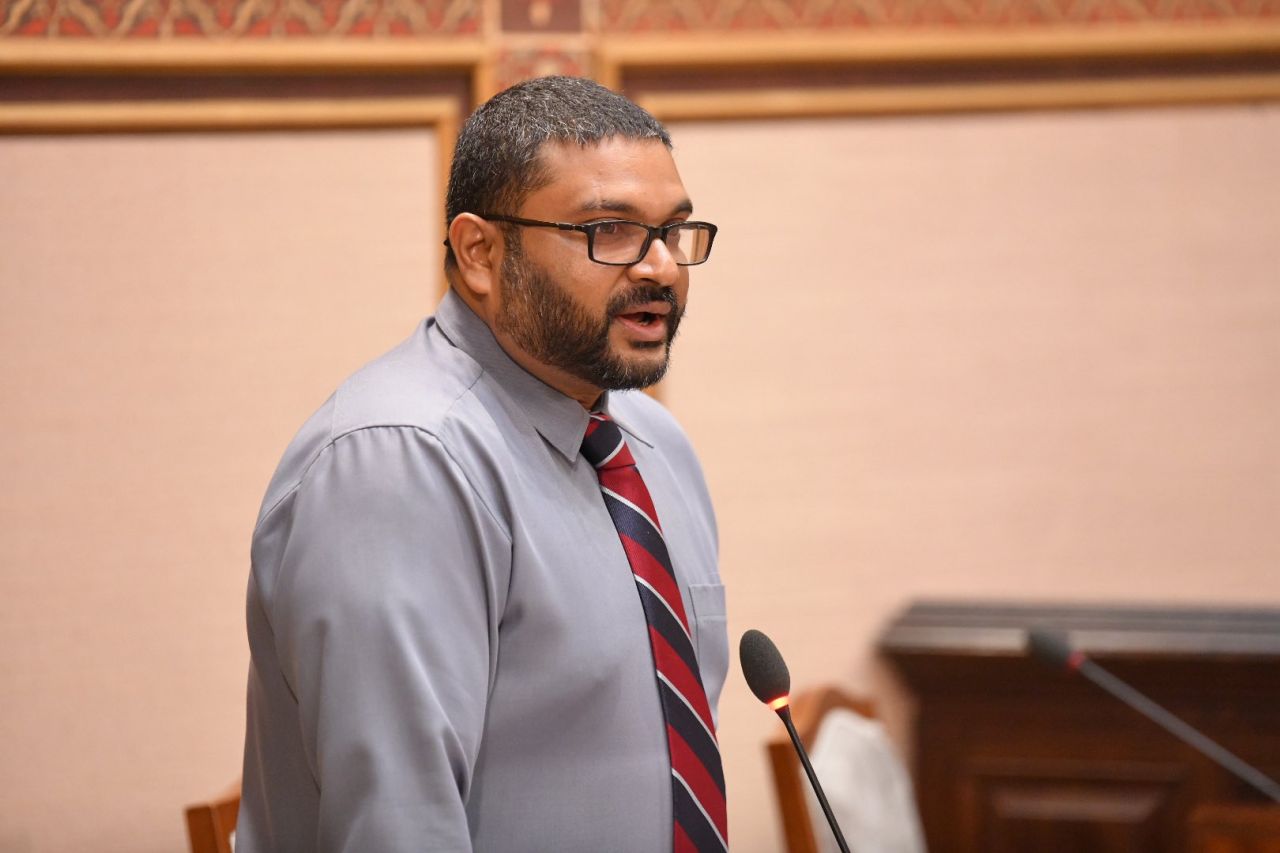 India sifain evves hathiyaareh gengulhefaeh nuvey: Gassaan