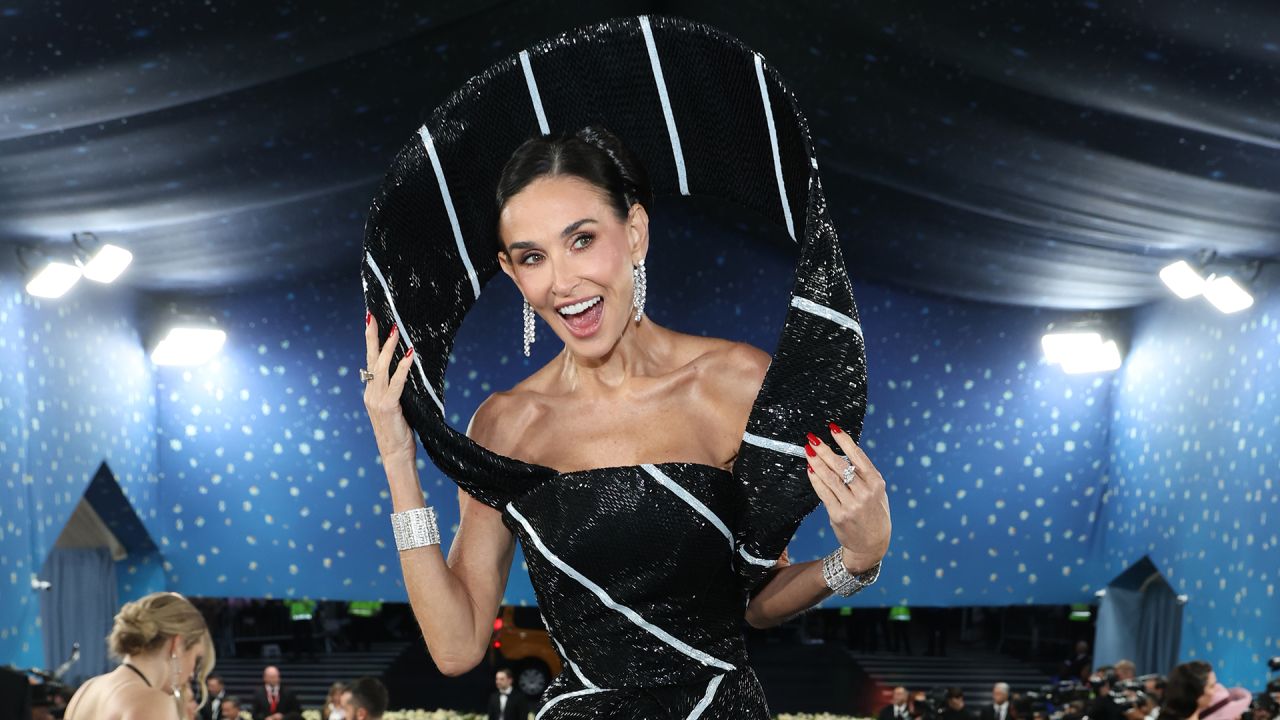 Met Gala 2025: Demi Moore ge hedhumah bodu samaalu kameh 