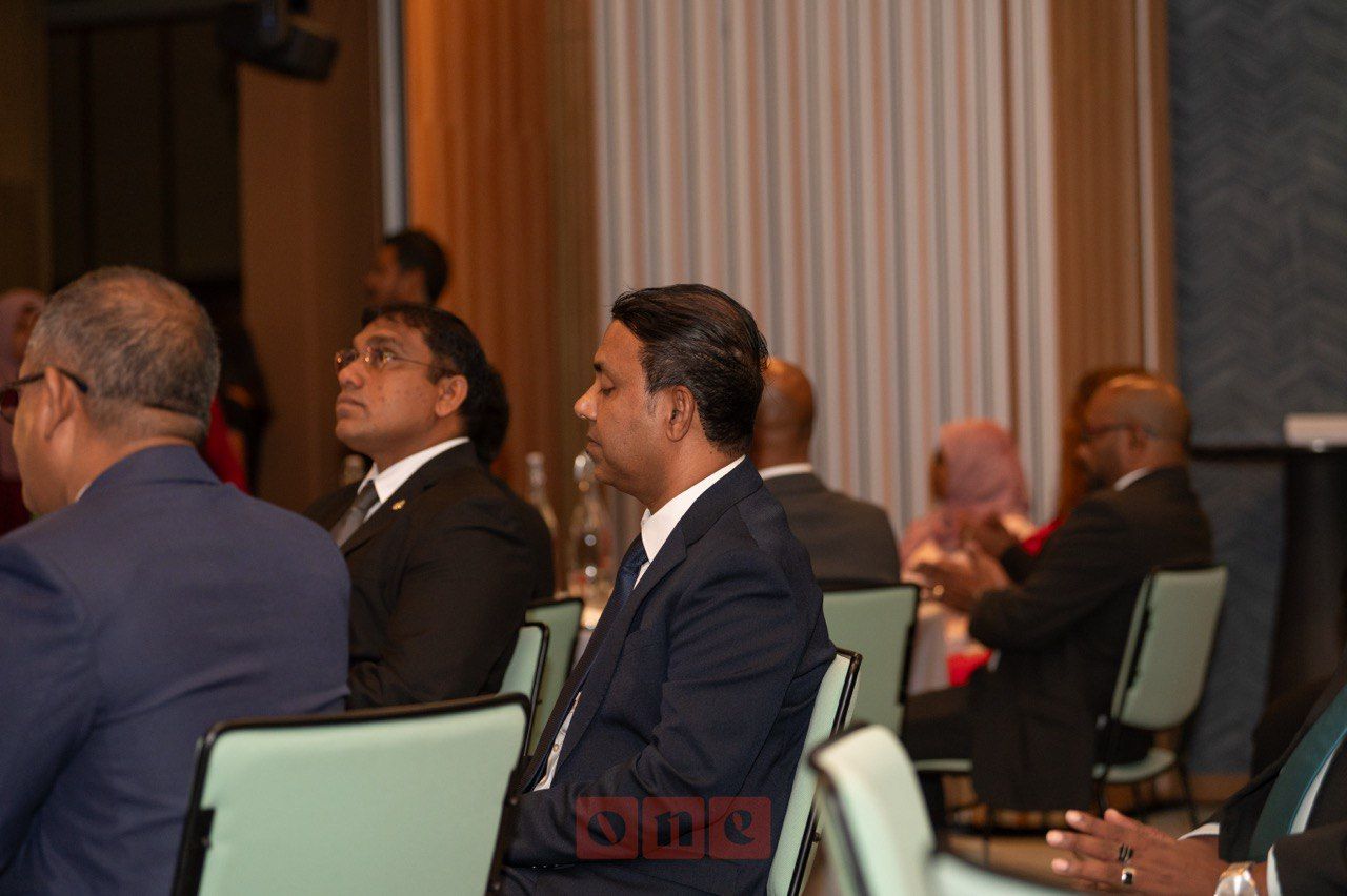 ވަން ފޮޓޯ: ދިވެހިރާއްޖެ 2.0 ސަމިޓް ނިންމުމުގެ ރަސްމިއްޔާތު