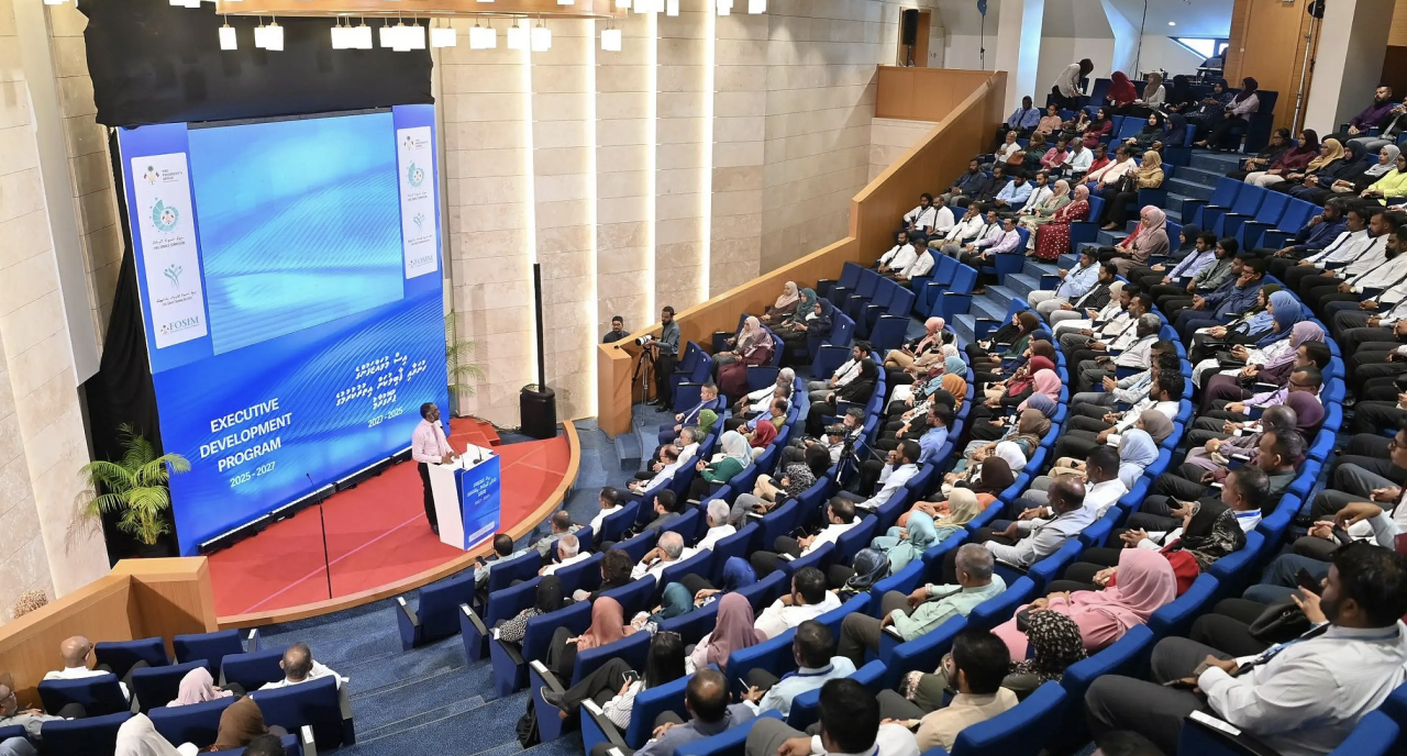 Siyaasee muvazzafunge gaabilkan ithurukuran programme eh 