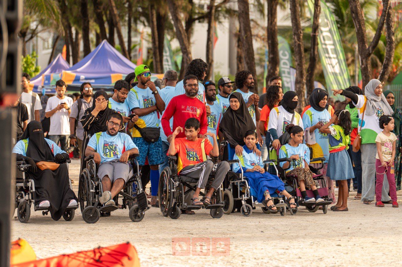 ވަން ފޮޓޯ: 