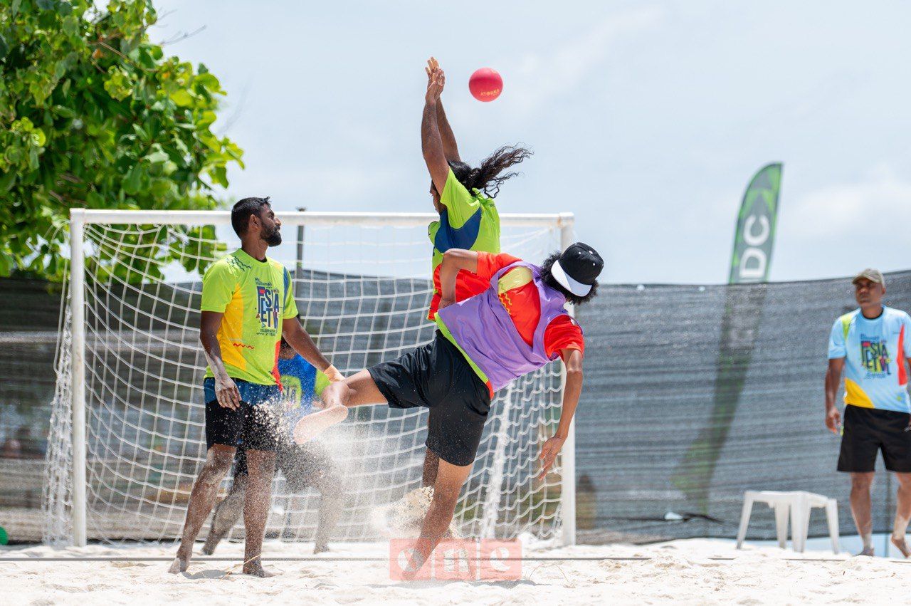 ވަން ފޮޓޯ: 