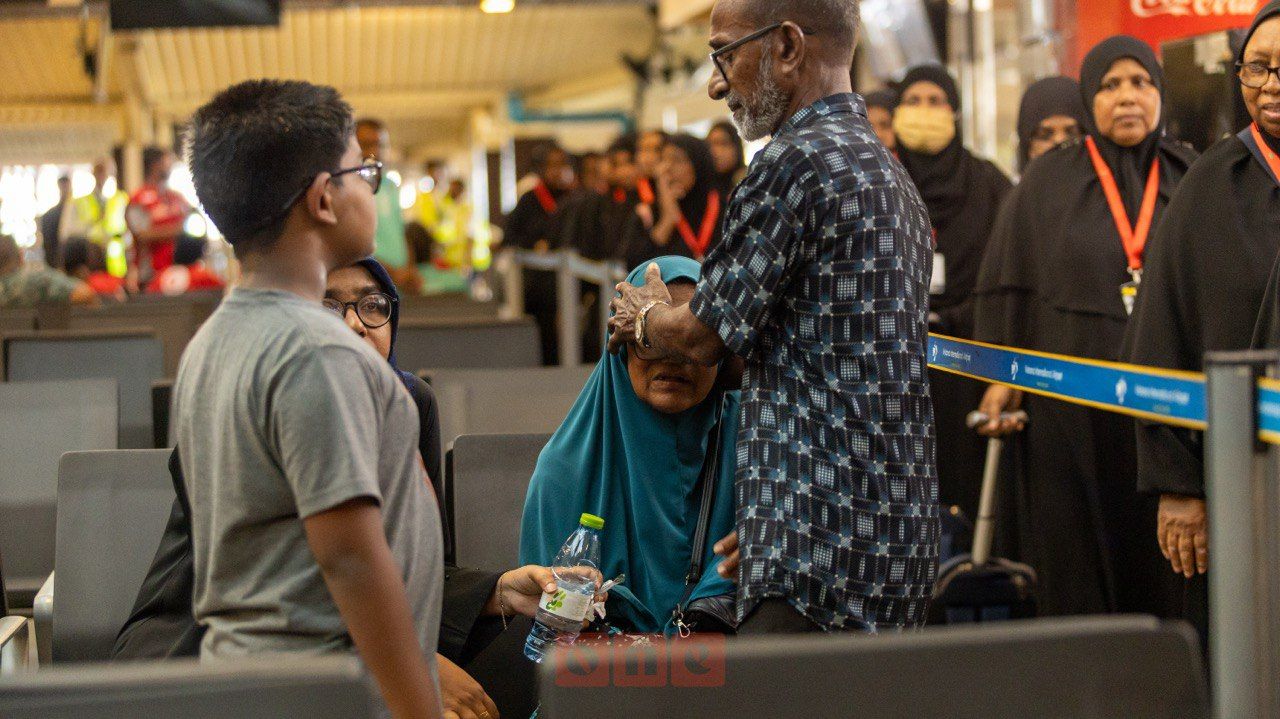 ވަން ފޮޓޯ: ދިވެހި ހައްޖާޖީން ފުރުން