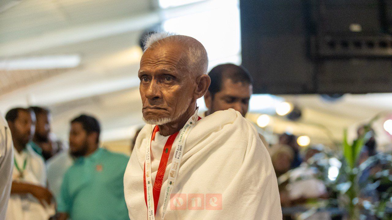ވަން ފޮޓޯ: ދިވެހި ހައްޖާޖީން ފުރުން