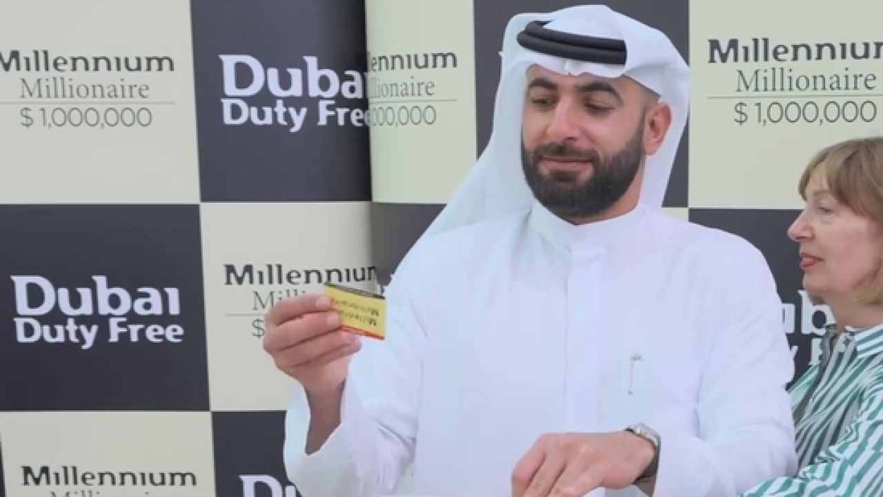 India meehaku dhevana faharah Dubai lottery kaamiyaabu kohffi  