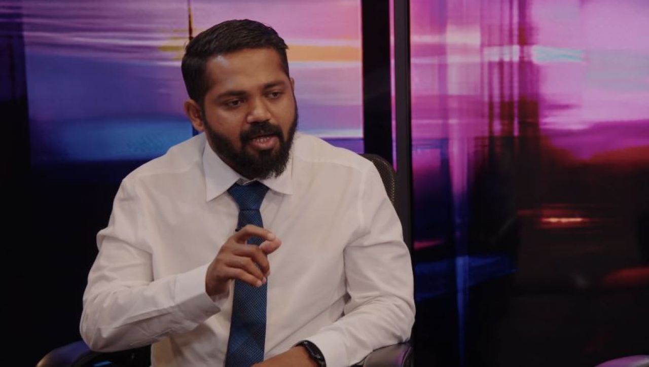 Ganoonee vakeelu Mahfooz ah inzaaru dhin massala thahugeegu kuranee