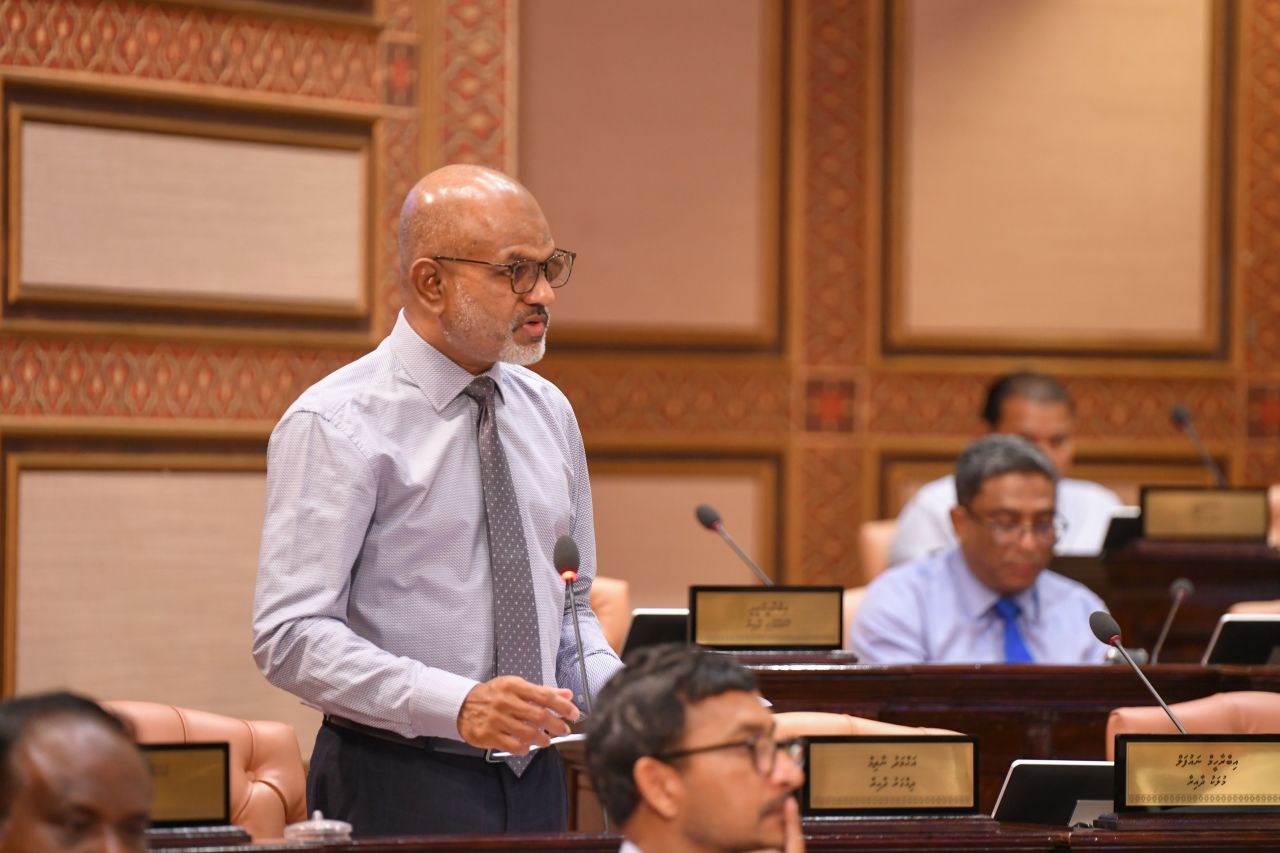 Cigarette shipment gellumuge kurin Exotic ge hihsaa otheee badhalukohffai: Naazim 