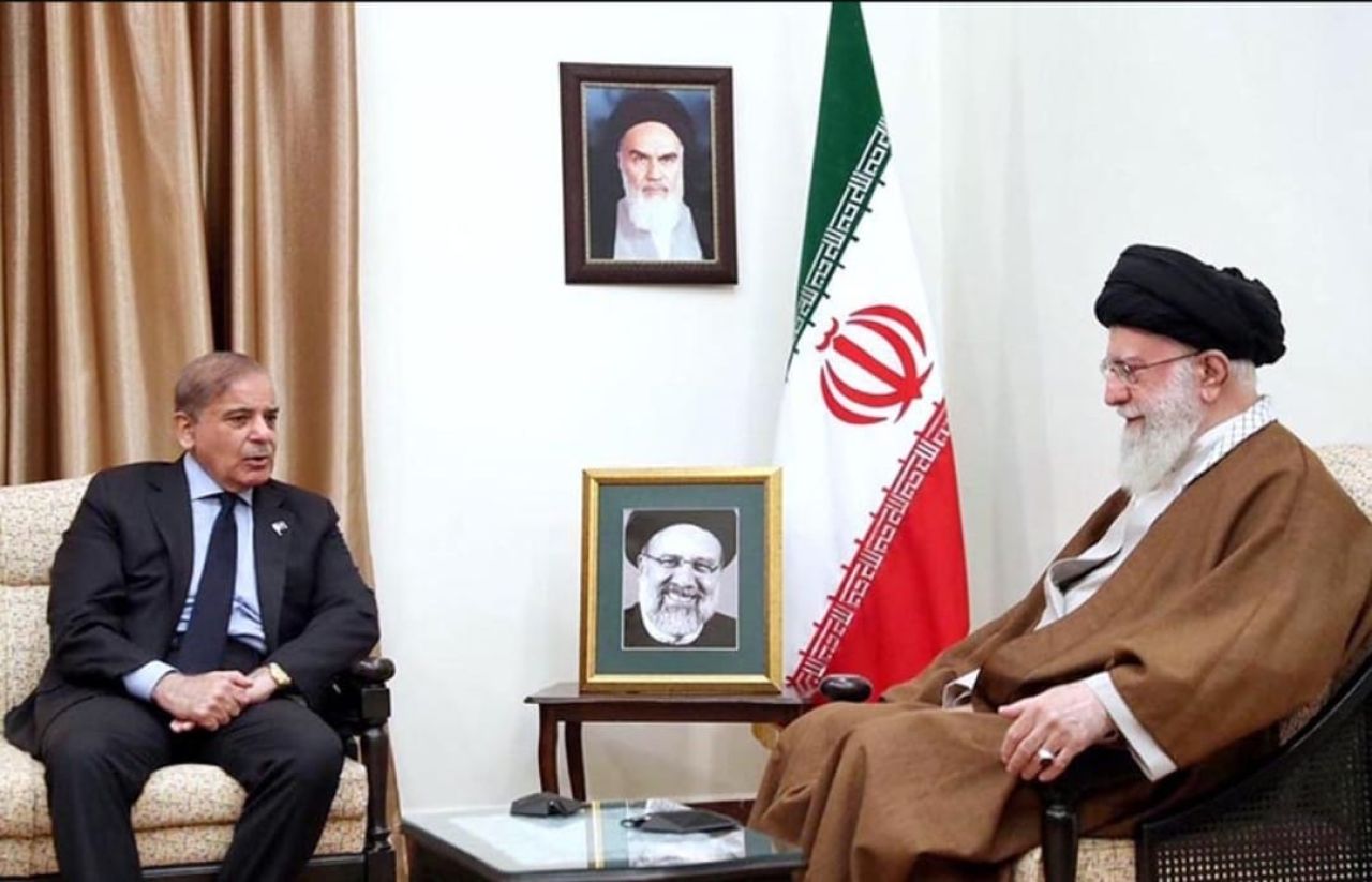Iran ge dhifaaugai hanguraamaige thereyah Pakistan vadhefaanetha? 