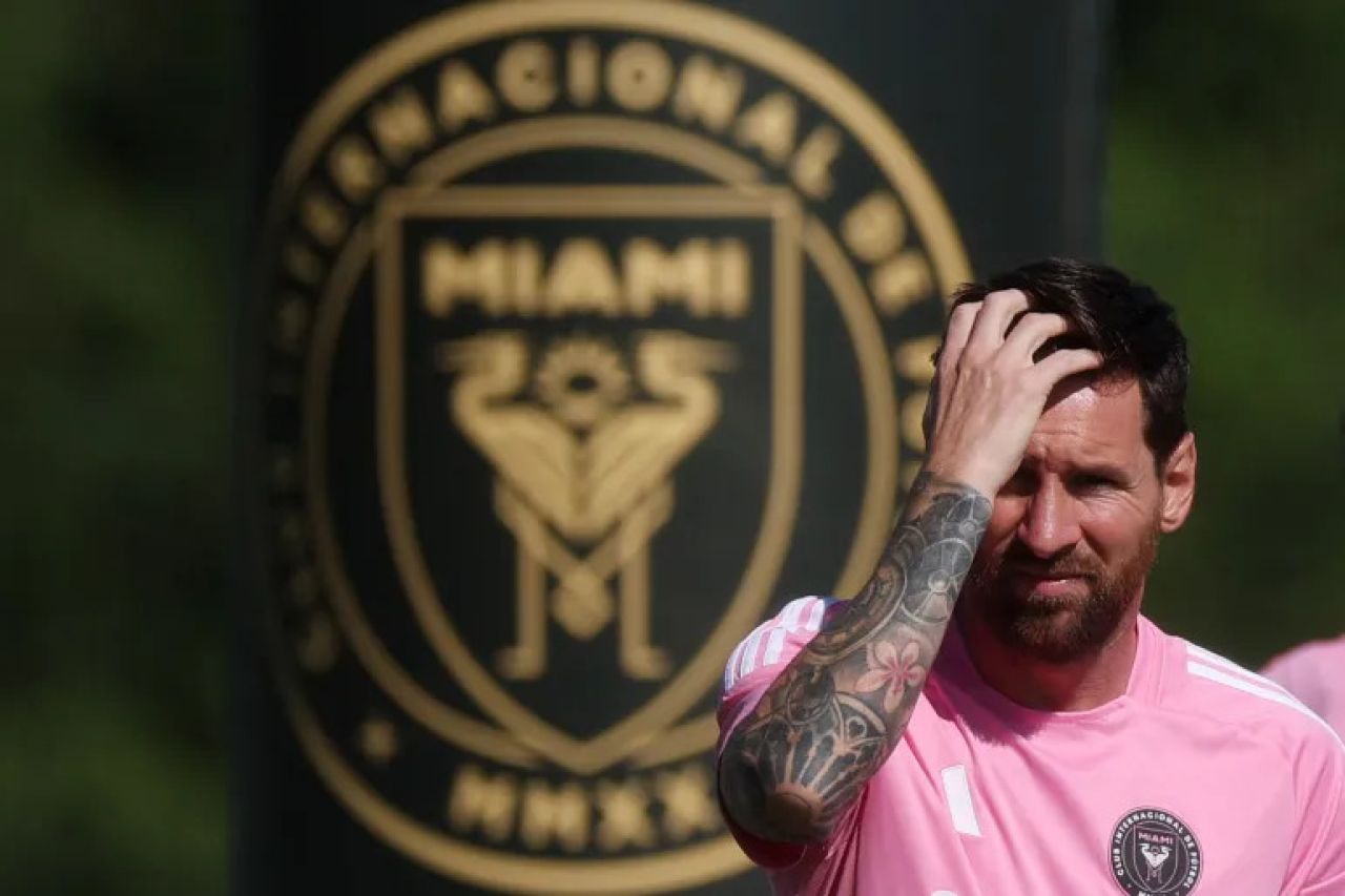 ''Dhuniyeygai huri emme molhu kulhuntheriyaa huree Inter Miami gai'' 
