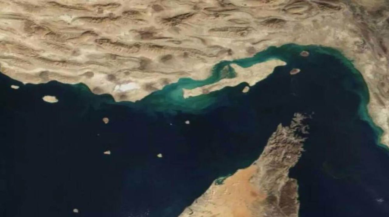 Hormuz kanduolhi bandhukuran Iran ge Majilis in ninmaifi