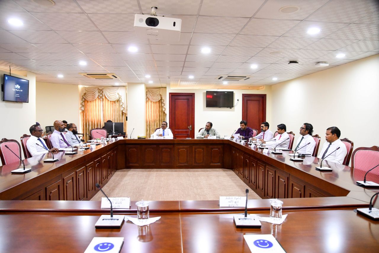 Pyramid scheme thakaai juvaa kulhey platform thakuge massalathah balanee