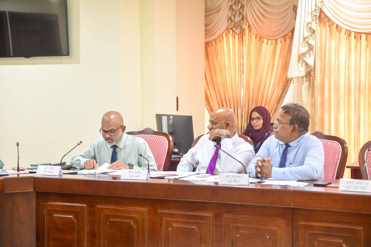 Council thakuge account thakugai kharadhu nukoh 2 billion ebahuri: Nazim
