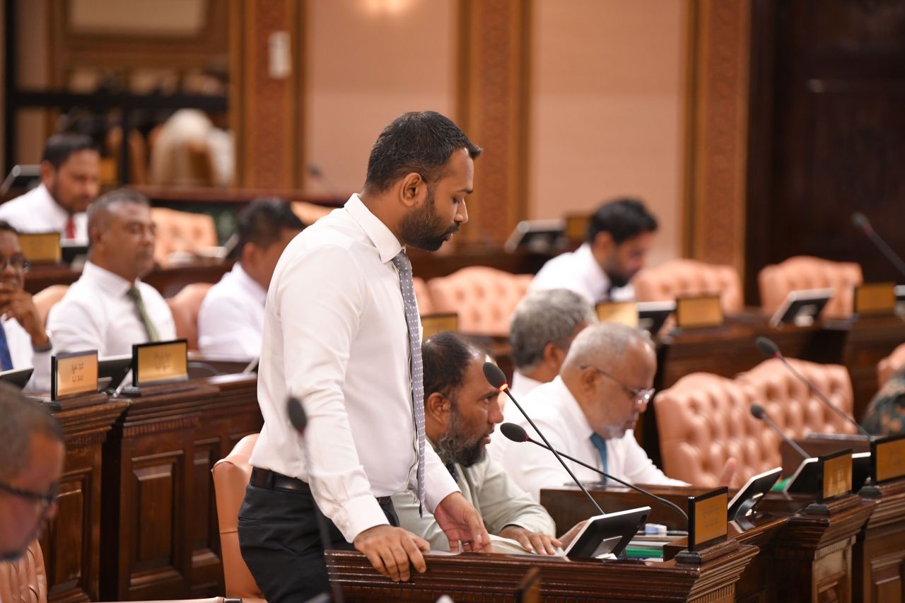 Iran-Israel hangyraama: Raajje ah kurimathivedhaane dhathi thakah thayyaaruvaan hushaelhi garaaru balaigenfi