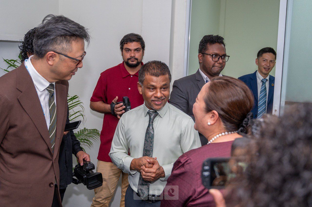 ވަން ފޮޓޯ: ބިދޭސީ މަސައްކަތްތެރިންގެ ޝަކުވާ ހުށަހަޅާ ހާއްސަ ސެންޓަރާއި އޮންލައިން ޕްލެޓްފޯމު އިފްތިތާހުކުރުން 