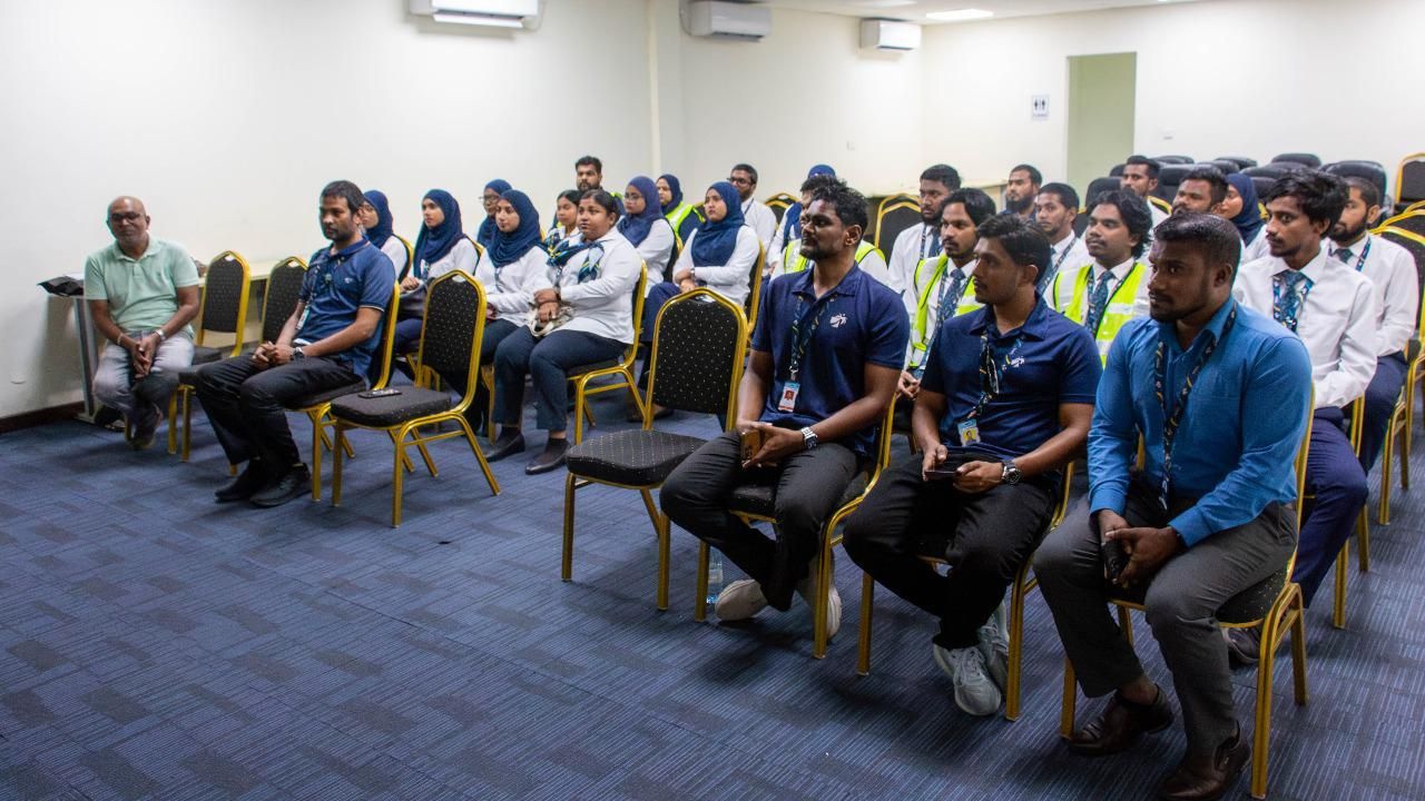 300 Muvahzzafunnah haassa training eh MACL inn fashaifi 