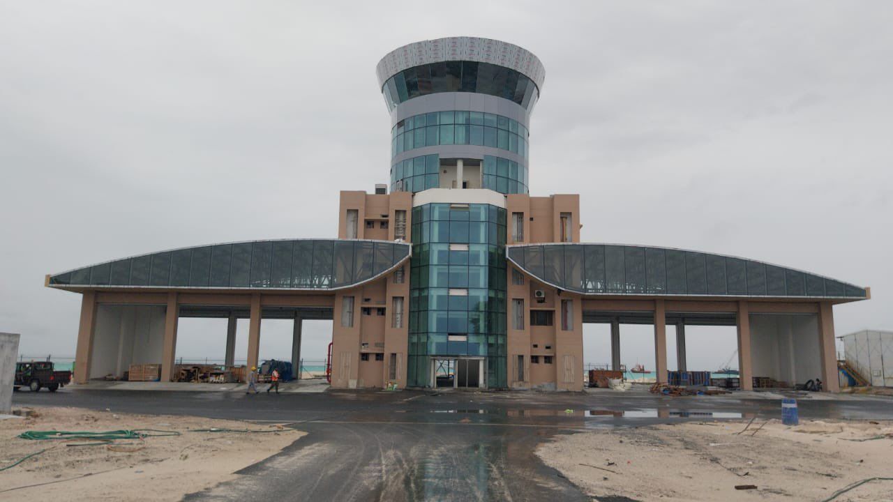 Amaazakee Hanimaadhoo Airport furihama ah beynun kurevey gothah November mahu hulhuvun: Raees 