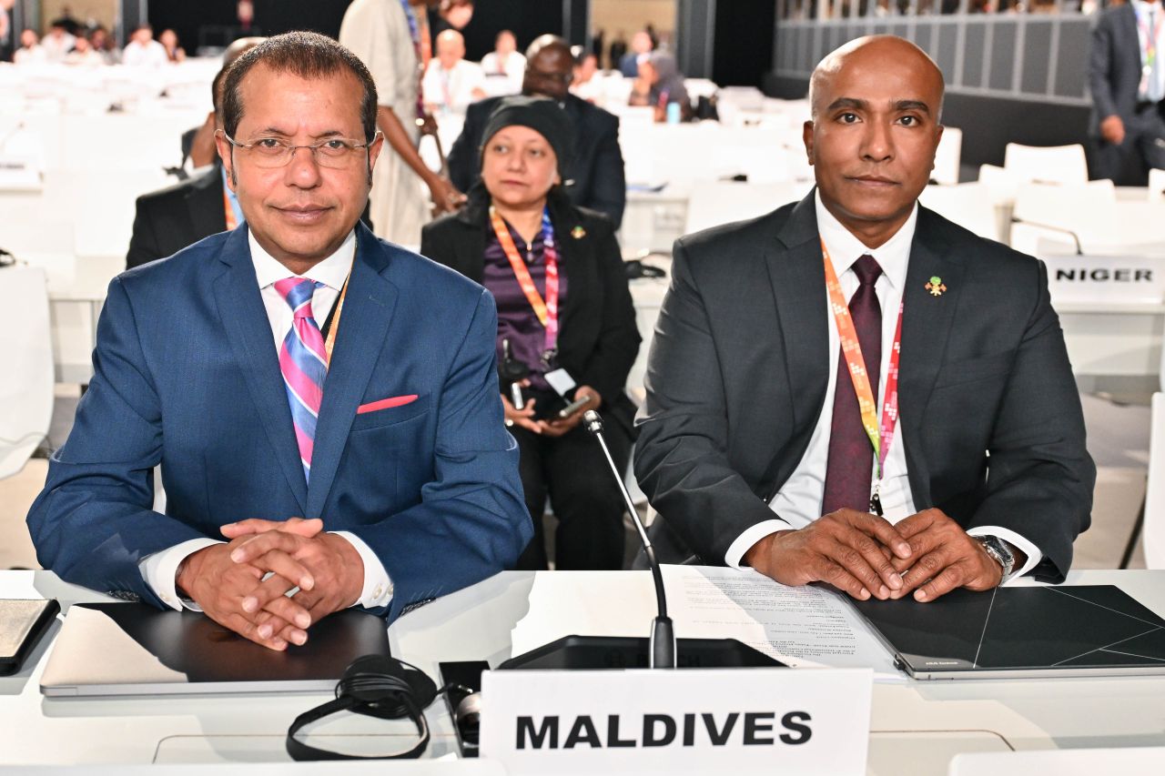 ފޮޓޯ: އެފްއެފްޑީ 4ގެ ޕްލެނަރީ މީޓިންގައި ނައިބު ރައީސް ބައިވެރިވެވަޑައިގަތުން