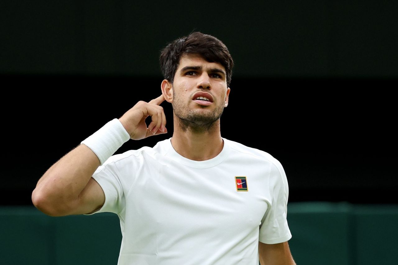 Aniyaage sababun Alcaraz ah Wimbledon aai French Open ves gelleyne 
