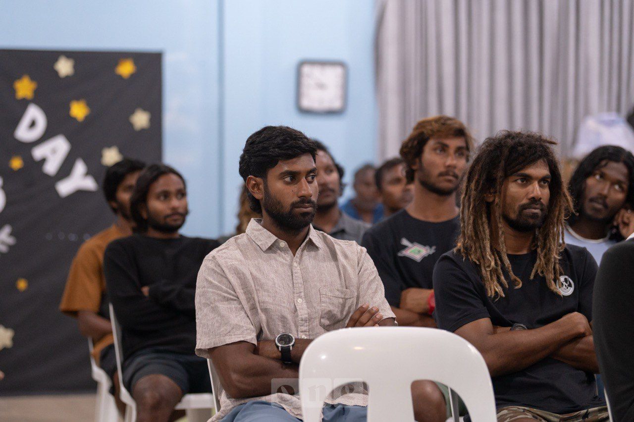 ވަން ފޮޓޯ: ރާރާ ޕްރޯ 2025 އެތުލީޓް ބްރީފިން އަދި ކިޓް ހަވާލުކުރުން
