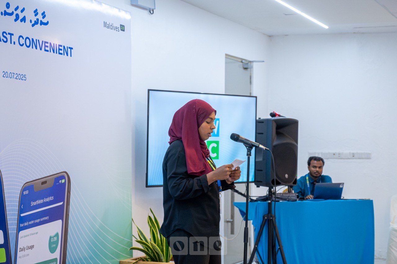 ވަން ފޮޓޯ: އެމްޑަބްލިޔުއެސްސީގެ މޯބައިލް އެޕްލިކޭޝަނުން އިތުރު ހިދުމަތްތަކެއް ލިބޭ ގޮތް ހެދުން 