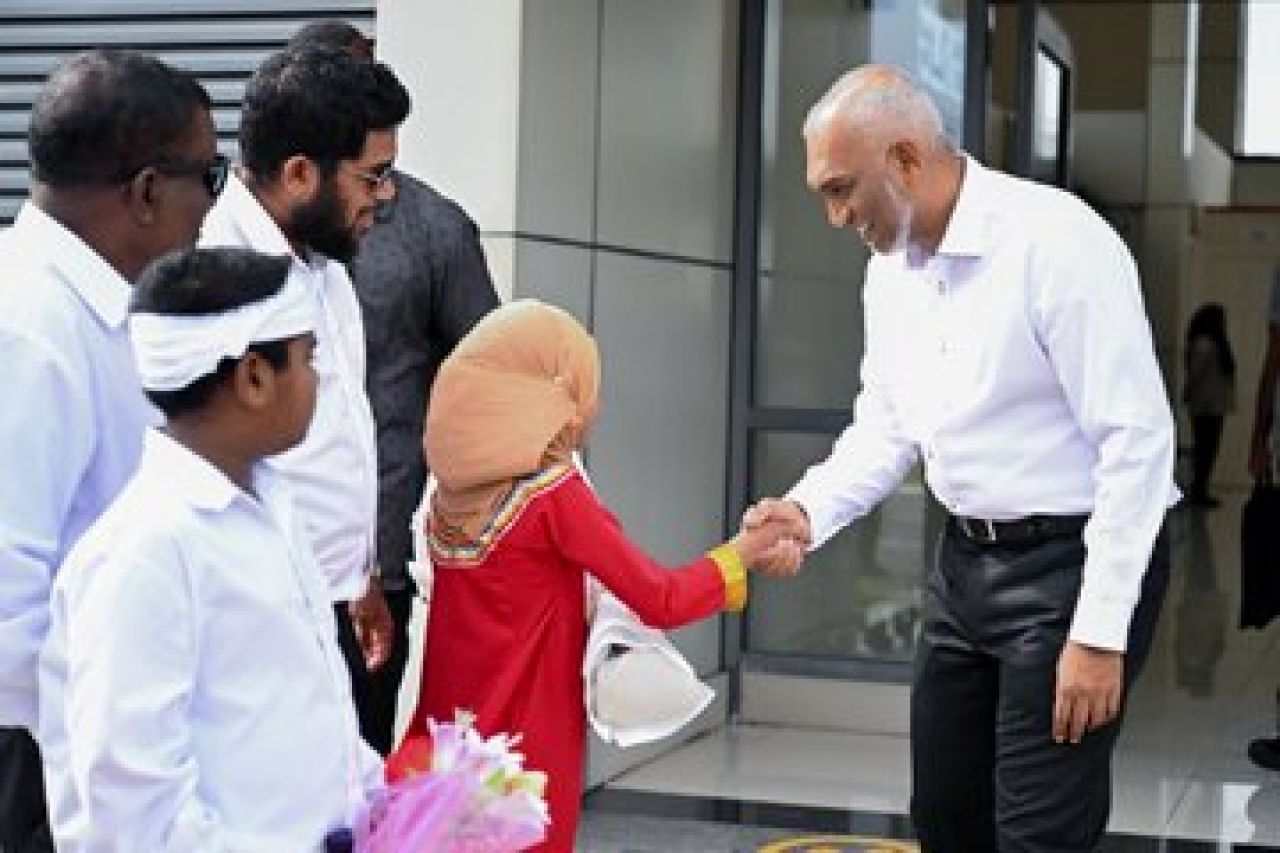 ފޮޓޯ: ރައީސް މުއިއްޒު ނ. އަތޮޅު މާފަރަށް ވަޑައިގަތުން