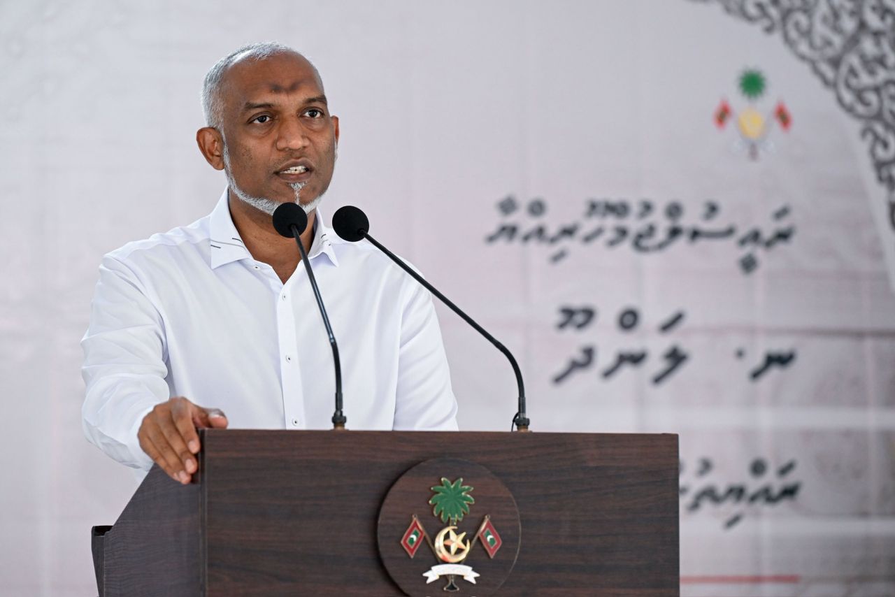 Landhooge giraa sarahahdhu himaayaikurumaai moodhah erey sarahahdhuge massakaiy mi aharu fesheyne: Raees