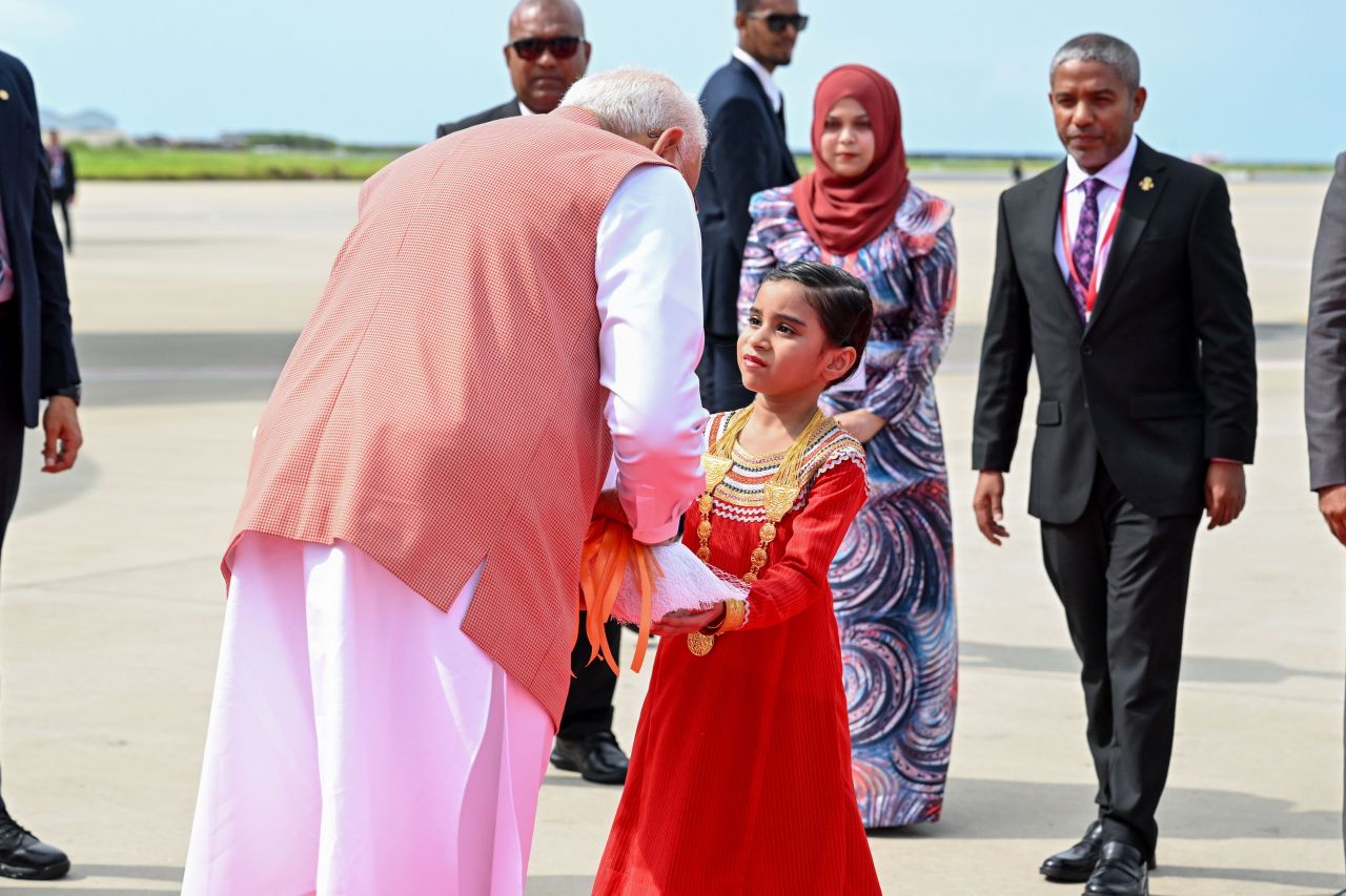 ފޮޓޯ: އިންޑިއާގެ ބޮޑުވަޒީރު މޯދީ ރާއްޖެ ވަޑައިގެންނެވުން 