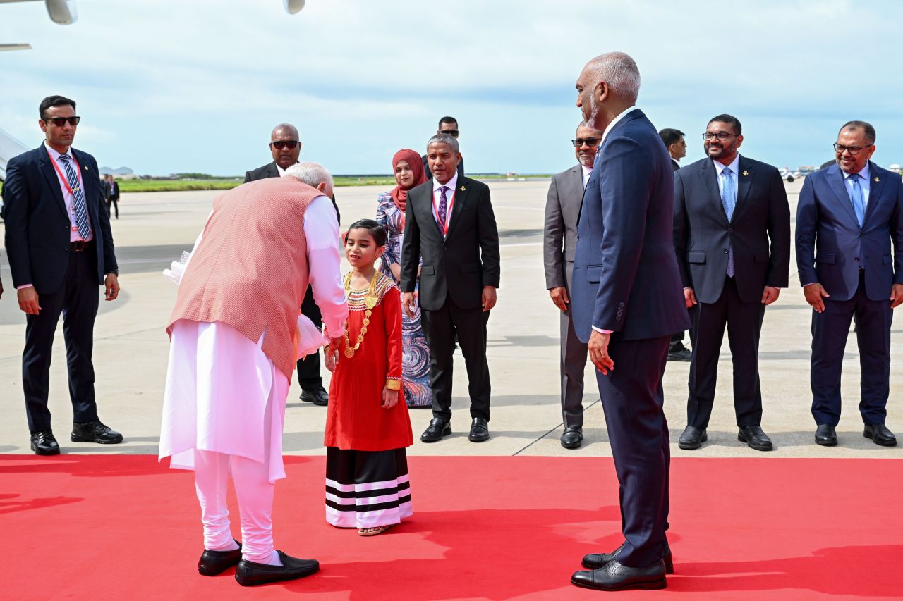 ފޮޓޯ: އިންޑިއާގެ ބޮޑުވަޒީރު މޯދީ ރާއްޖެ ވަޑައިގެންނެވުން 