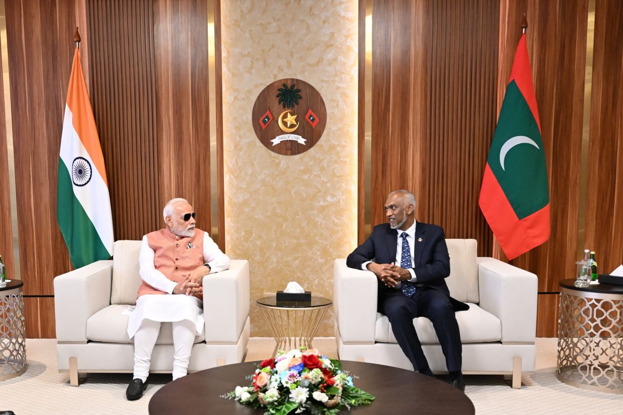 ފޮޓޯ: އިންޑިއާގެ ބޮޑުވަޒީރު މޯދީ ރާއްޖެ ވަޑައިގެންނެވުން 