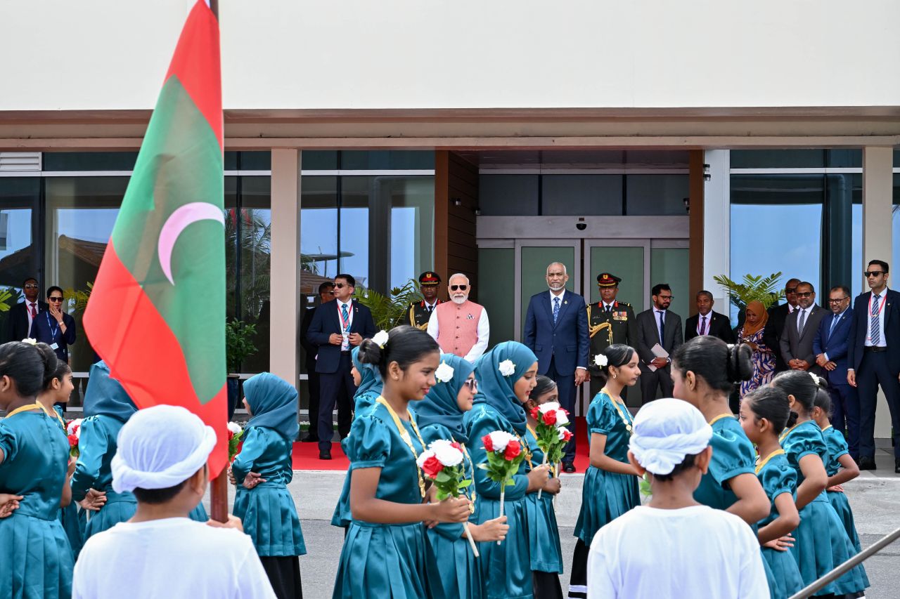 ފޮޓޯ: އިންޑިއާގެ ބޮޑުވަޒީރު މޯދީ ރާއްޖެ ވަޑައިގެންނެވުން 