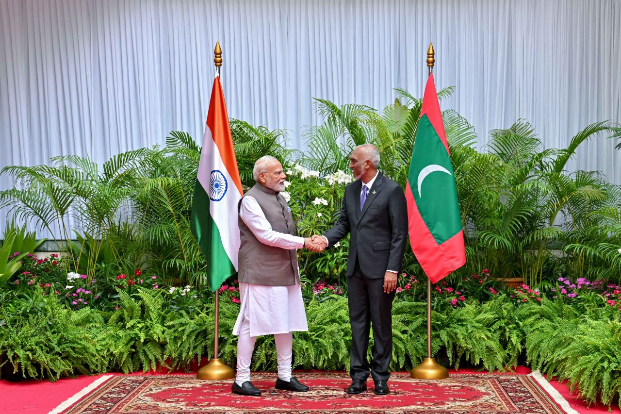 ފޮޓޯ: ރާއްޖެ އާއި އިންޑިއާއާ ދެމެދު ރަސްމީ މަޝްވަރާތައް ކުރިއަށްގެންދިއުން 