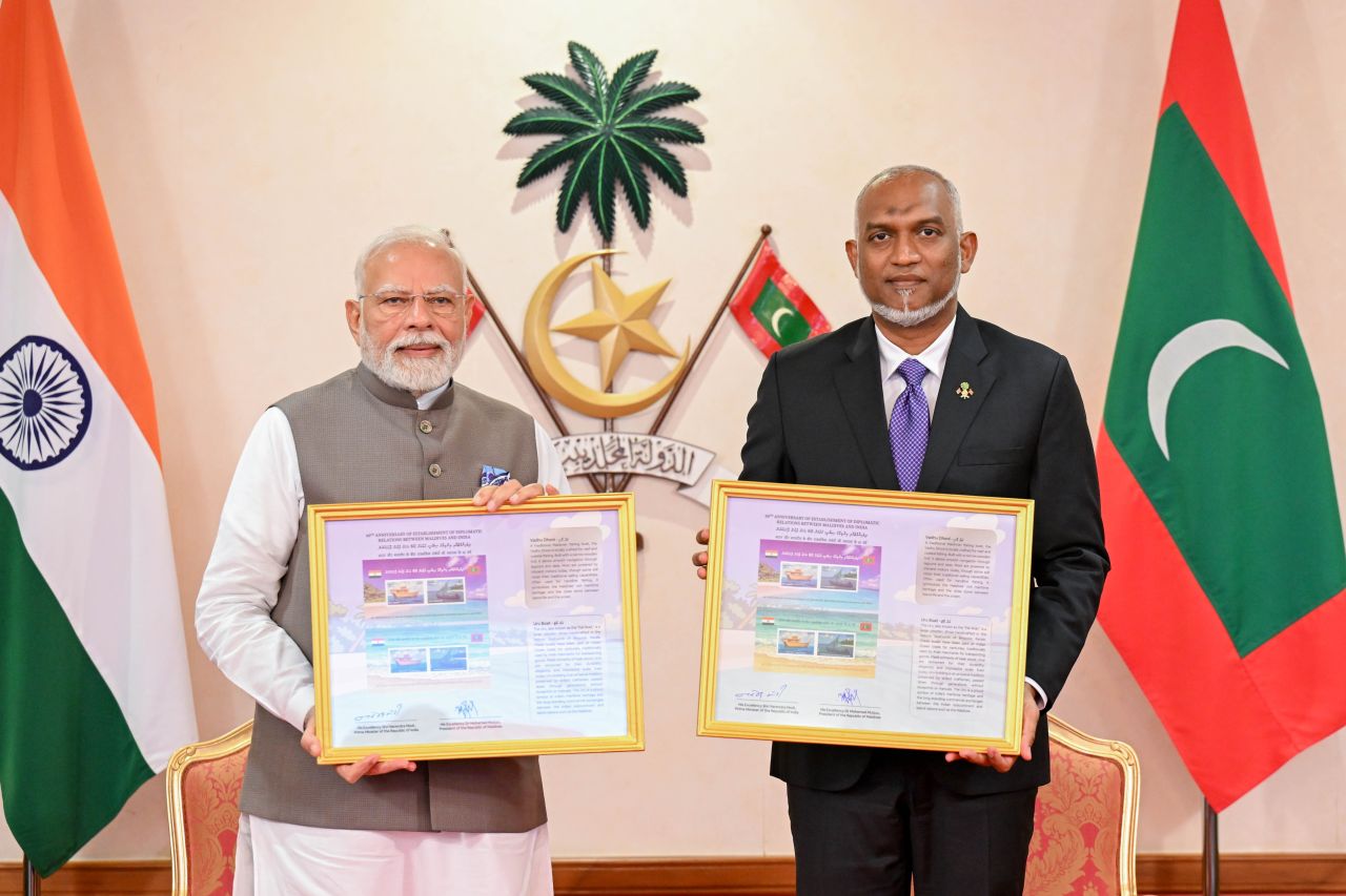ފޮޓޯ: ރާއްޖެ އާއި އިންޑިއާއާ ދެމެދު މުހިންމު އަށް އެއްބަސްވުމެއްގައި ސޮއިކުރުން 
