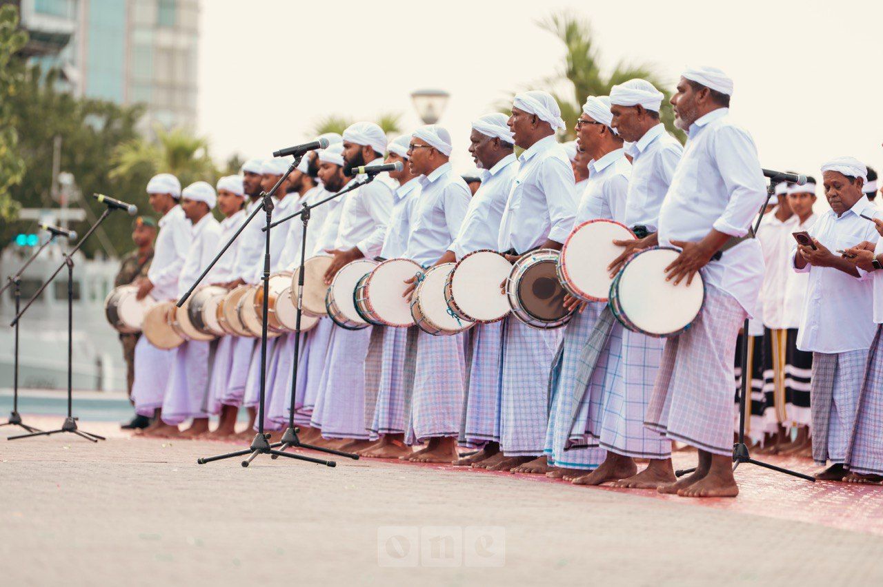 ވަން ފޮޓޯ: މިނިވަން ދުވަސް ފާހަގަކުރަން ޖުމްހޫރީ މައިދާނުގައި ކުރިއަށް ގެންދިޔަ ހަރަކާތްތައް