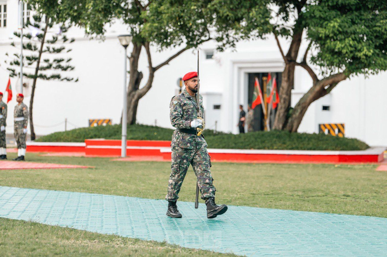 ވަން ފޮޓޯ: މިނިވަން ދުވަހުގެ ދިދަ ނެގުމުގެ ރަސްމިއްޔާތު