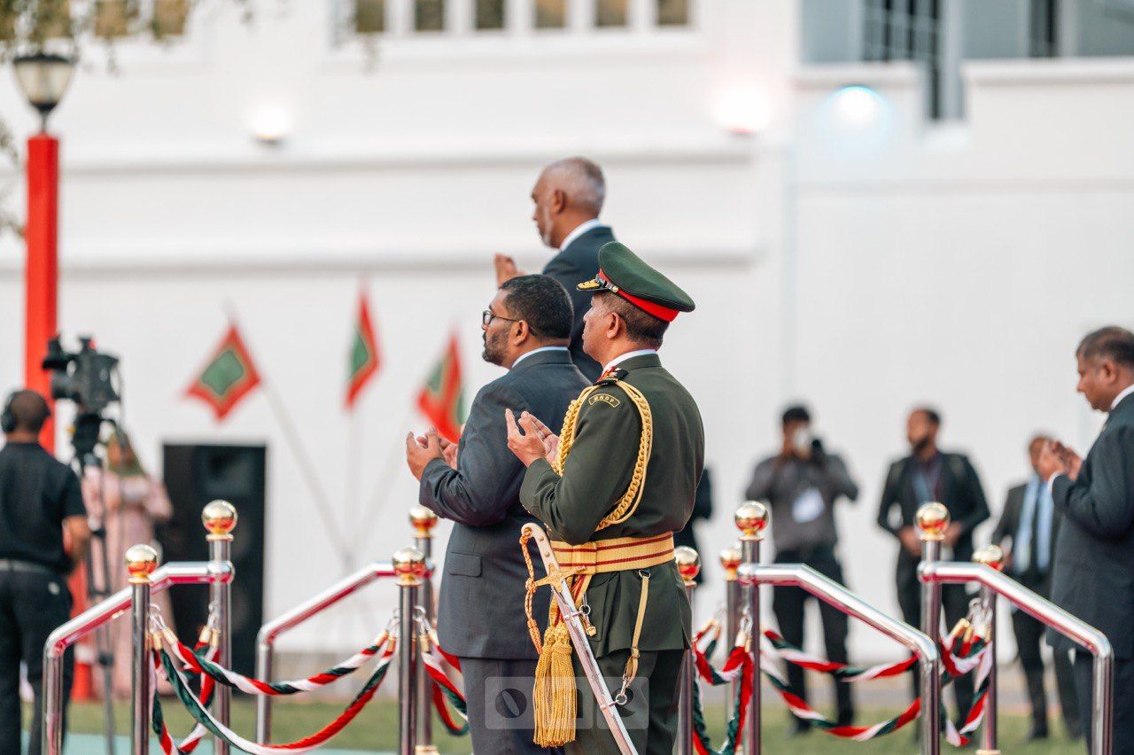 ވަން ފޮޓޯ: މިނިވަން ދުވަހުގެ ދިދަ ނެގުމުގެ ރަސްމިއްޔާތު
