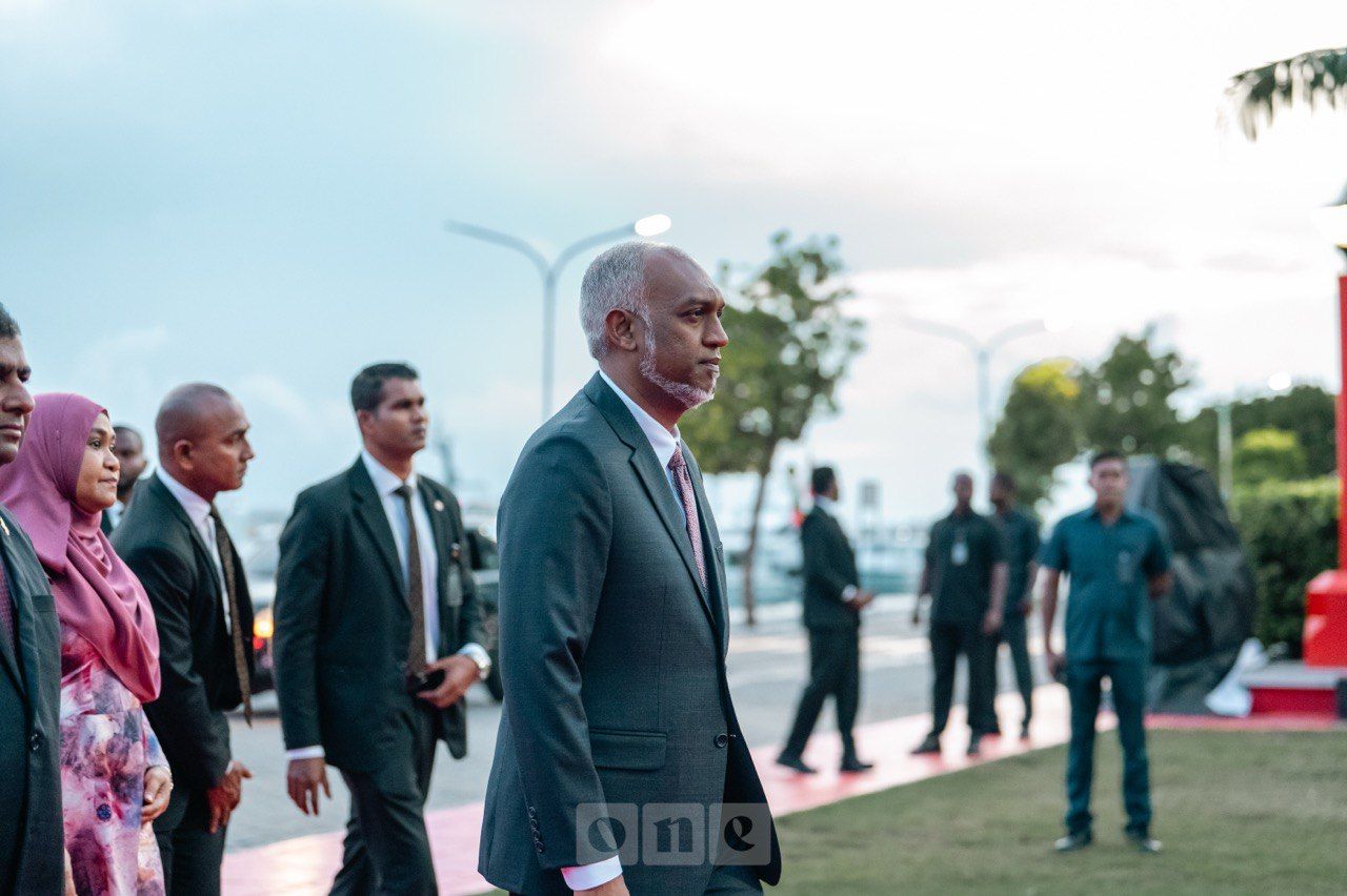 ވަން ފޮޓޯ: މިނިވަން ދުވަހުގެ ދިދަ ނެގުމުގެ ރަސްމިއްޔާތު