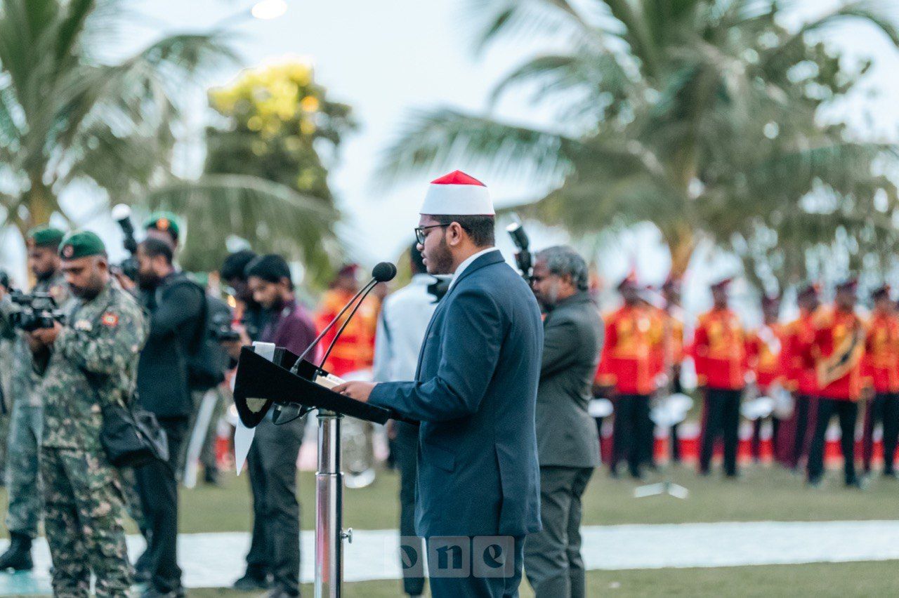 ވަން ފޮޓޯ: މިނިވަން ދުވަހުގެ ދިދަ ނެގުމުގެ ރަސްމިއްޔާތު